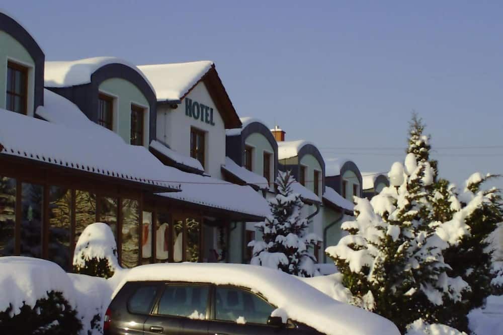 لاندهوتل دريزدن - درسدين - مبنى