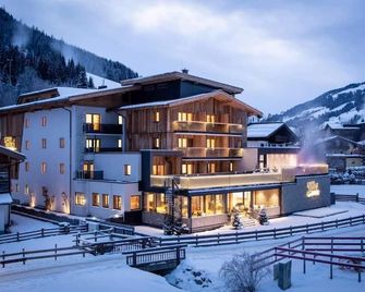 Hotel Gappmaier - Saalbach - Building