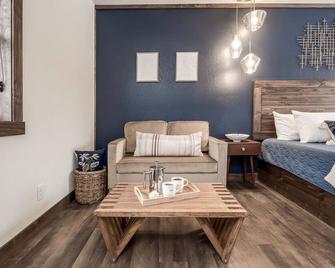 Guest Favorite Boutique Hotel - Prescott - Bedroom