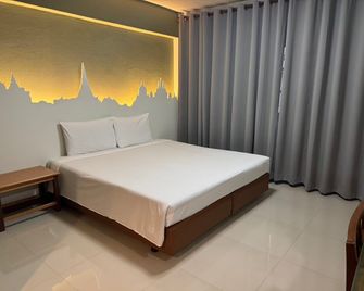 Sun Hotel - Phetchaburi