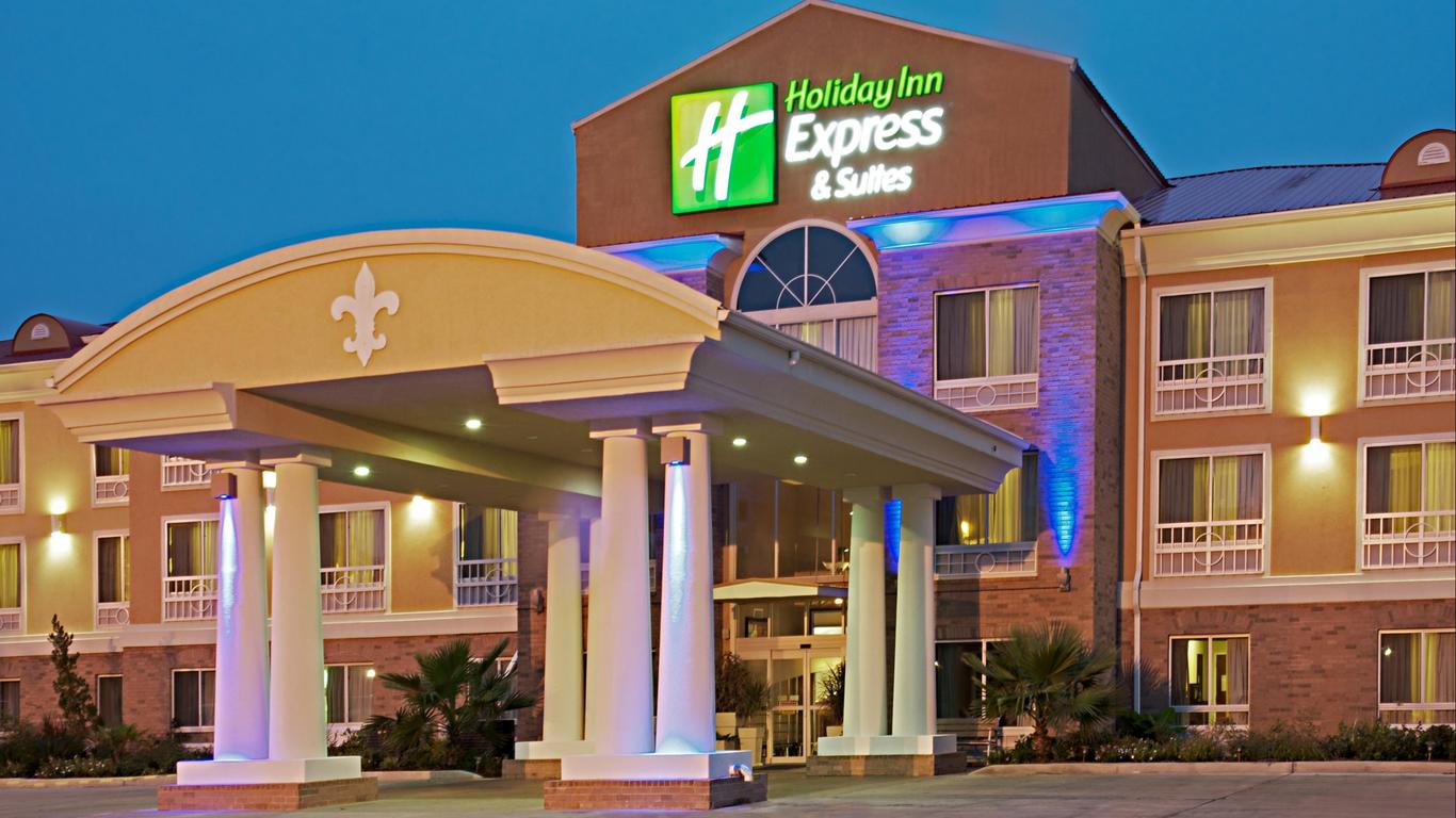 Holiday Inn Express & Suites Alexandria