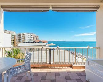 Aragosta Hotel - Durrës - Balcón