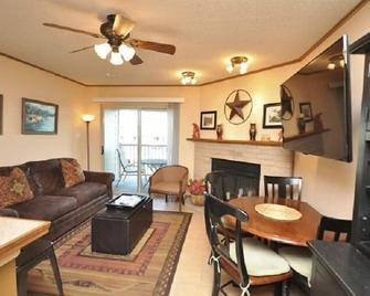 River Run Condos-Comal River-New Braunfels 308A - New Braunfels - Living room