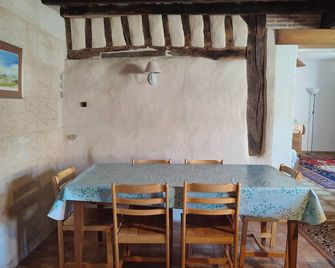La Lavande - Perigord Vert,Dordogne - La Roche-Chalais - Comedor
