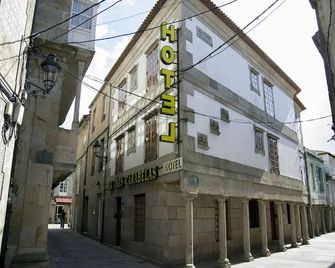 Hotel Tres Carabelas - Baiona - Edificio