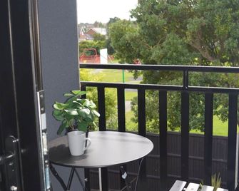 Luxury Superior Apartment - Halstead - Balkon