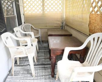 Charming 1-bedroom house in fabulous Clarksdale with WiFi - Clarksdale - Patio