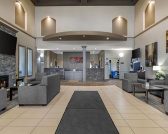 Best Western Estevan Inn & Suites - Estevan - Salónek
