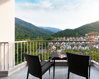 Bayview Beach Resort Penang - Batu Ferringhi - Balcony