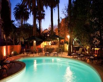 Splendid Hotel - L'Île-Rousse - Uima-allas