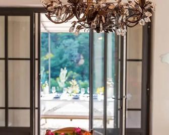 Mas De La Baume - Vacqueyras - Comedor