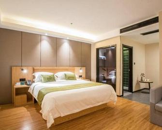GreenTree Inn Nantong Railway Station Express hote - Нантон - Спальня