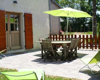 Gîte de la Commanderie - Villette-sur-Ain - Patio