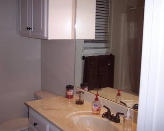 Guest room in nice home in lovely Amarillo - Amarillo