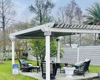 Serenity Home - Laplace - Patio