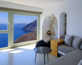 Keti Hotel - Thera - Living room