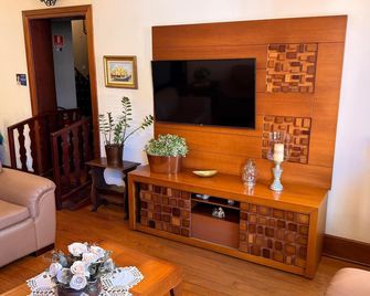 Hotel Vitoria Marchi - Serra Negra