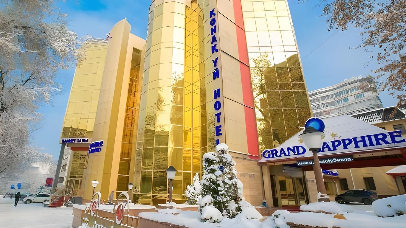 Grand Sapphire Hotel