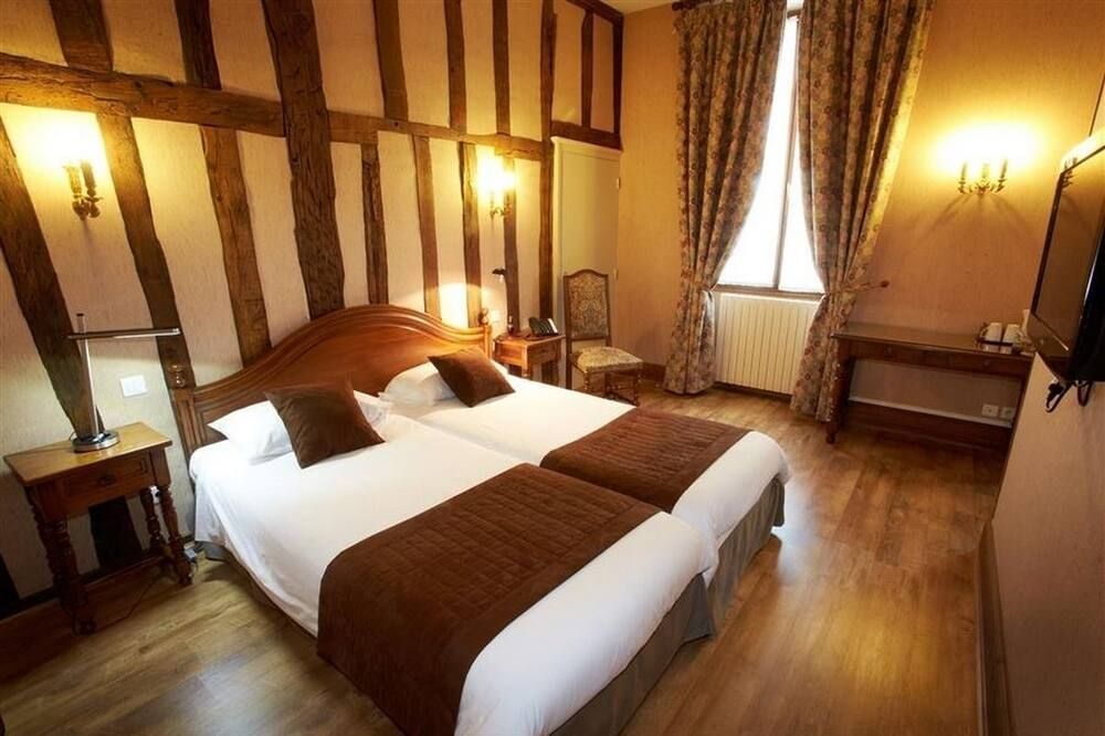 Relais Saint Vincent - Ligny-le-Châtel - Schlafzimmer