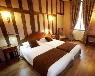 Relais Saint Vincent - Ligny-le-Châtel - Schlafzimmer