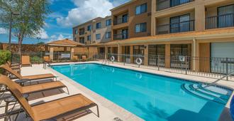 Courtyard by Marriott Albany - Albany - Pool