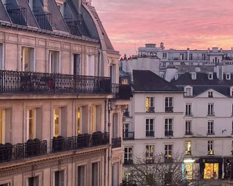 Hôtel La Folie des Prés - Saint-Germain-des-Prés - Paris - Bygning