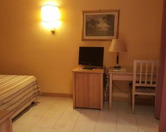 Hotel Ascot - Binasco