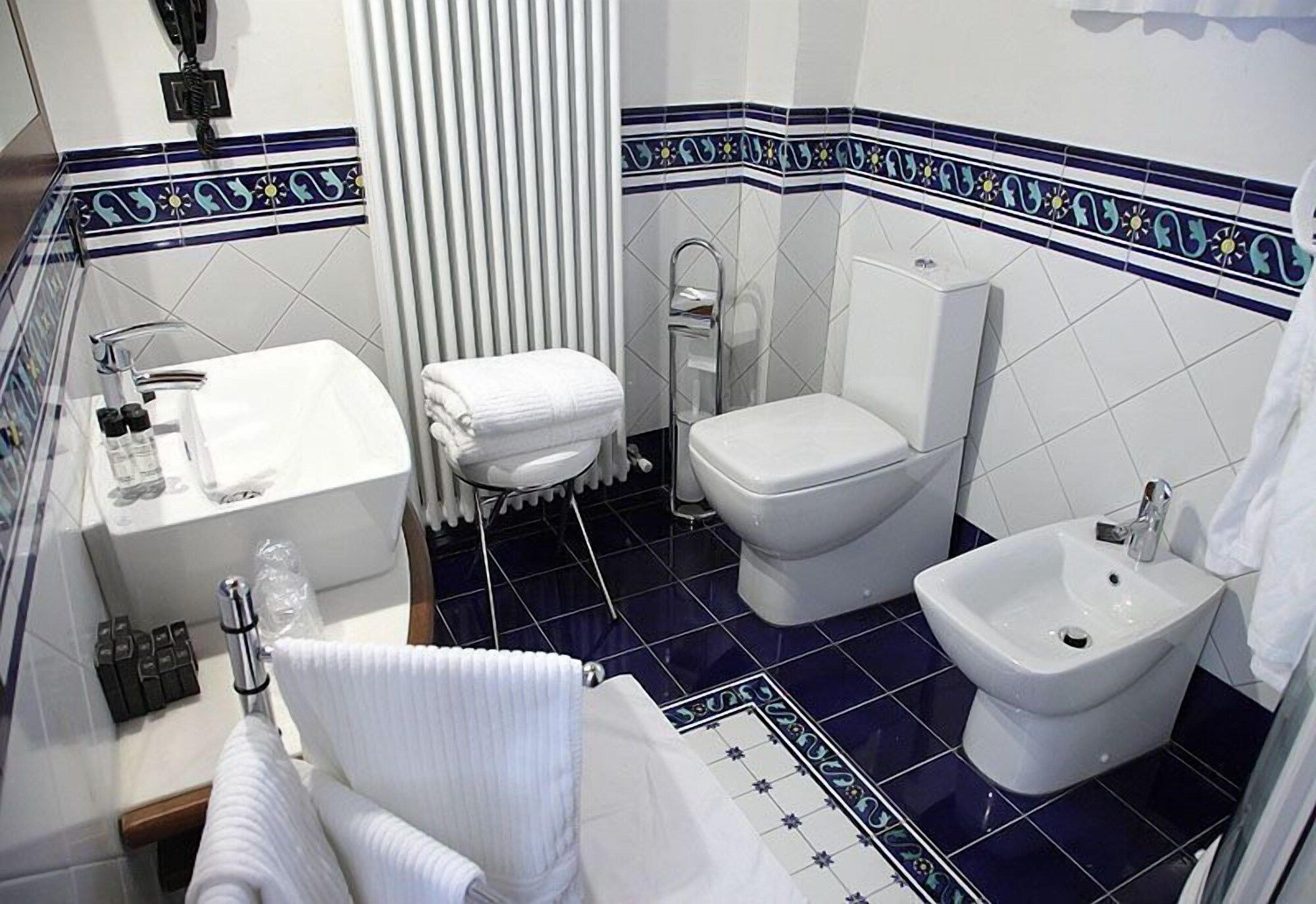Park Hotel Villa Carpenada - Belluno - Bathroom