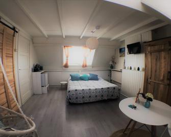 B&B Little Miss Sunshine - Zandvoort - Schlafzimmer