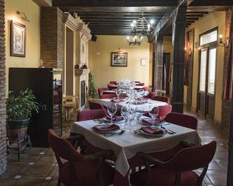 Casa Grande de El Burgo - El Burgo - Restaurant
