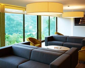 Agrinho Suites & Spa Gerês - Valdozende - Sala de estar