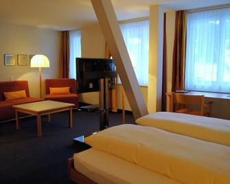 Hotel Weisses Kreuz - Bergün Filisur - Спальня