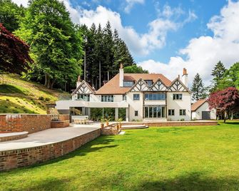 Kingsley House - Haslemere