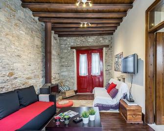 Redblue Door Two Traditional Listed Houses - Pano Lefkara - Living room