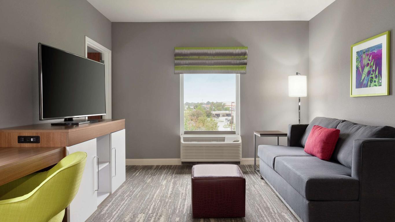 هامبتون إن أوكلاهوما سيتي آي 40 إيست (تينكر آير فورس بيس)