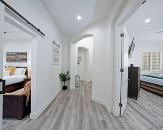 Luxurious 5BR Resort Style Home w Pool & Spa - Indio