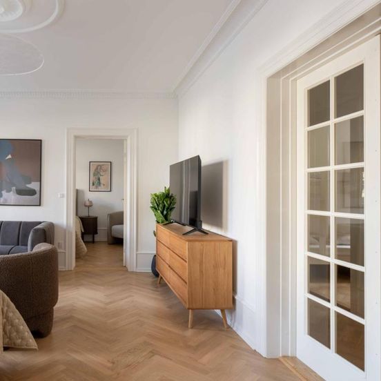 Lovely Apartment by w Bathtub and Balcony – København