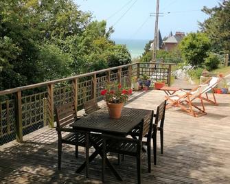 Studio in Bois de Cise, south-facing terrace with sea view. - Ault - Balcon