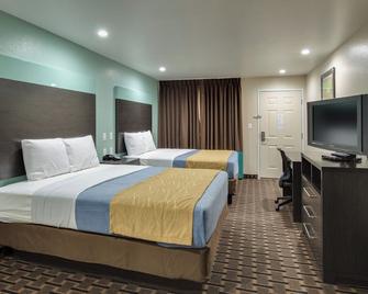 Travel on a Budget: Room w/ Kitchenette Free Breakfast, Free Wi-Fi - White Settlement