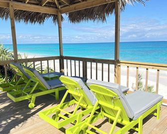 Steps from the turquoise water! - North Palmetto Point - Balcón