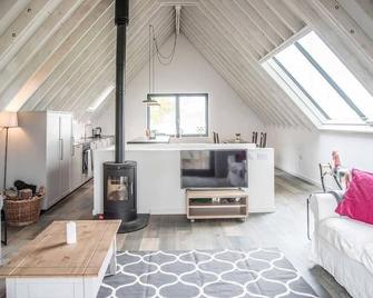 Well Barn, Sudbourne - Aldeburgh - Living room