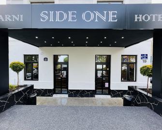 Side One Design Hotel Garni - Belgrade - Building