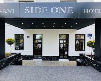 سايد وان ديزاين هوتل - بلغراد - مبنى