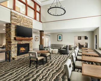 Staybridge Suites Durham-Chapel Hill-Rtp By IHG - Durham - Lounge