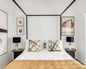 Beachfront Luxury Studio in Bondi Beach - Bondi Beach - Soveværelse