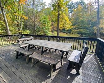 Peace Cottage - Willow - Balcony