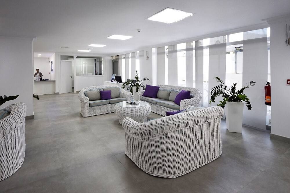 سكي فيو هوتل باي ليف فو