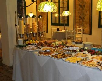 Hotel Le Cardinal - San Prospero - Buffet