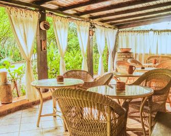 Sa Bratza - Domus de Maria - Terasa