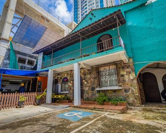 Hostel the pod 33 - פנמה סיטי - בניין